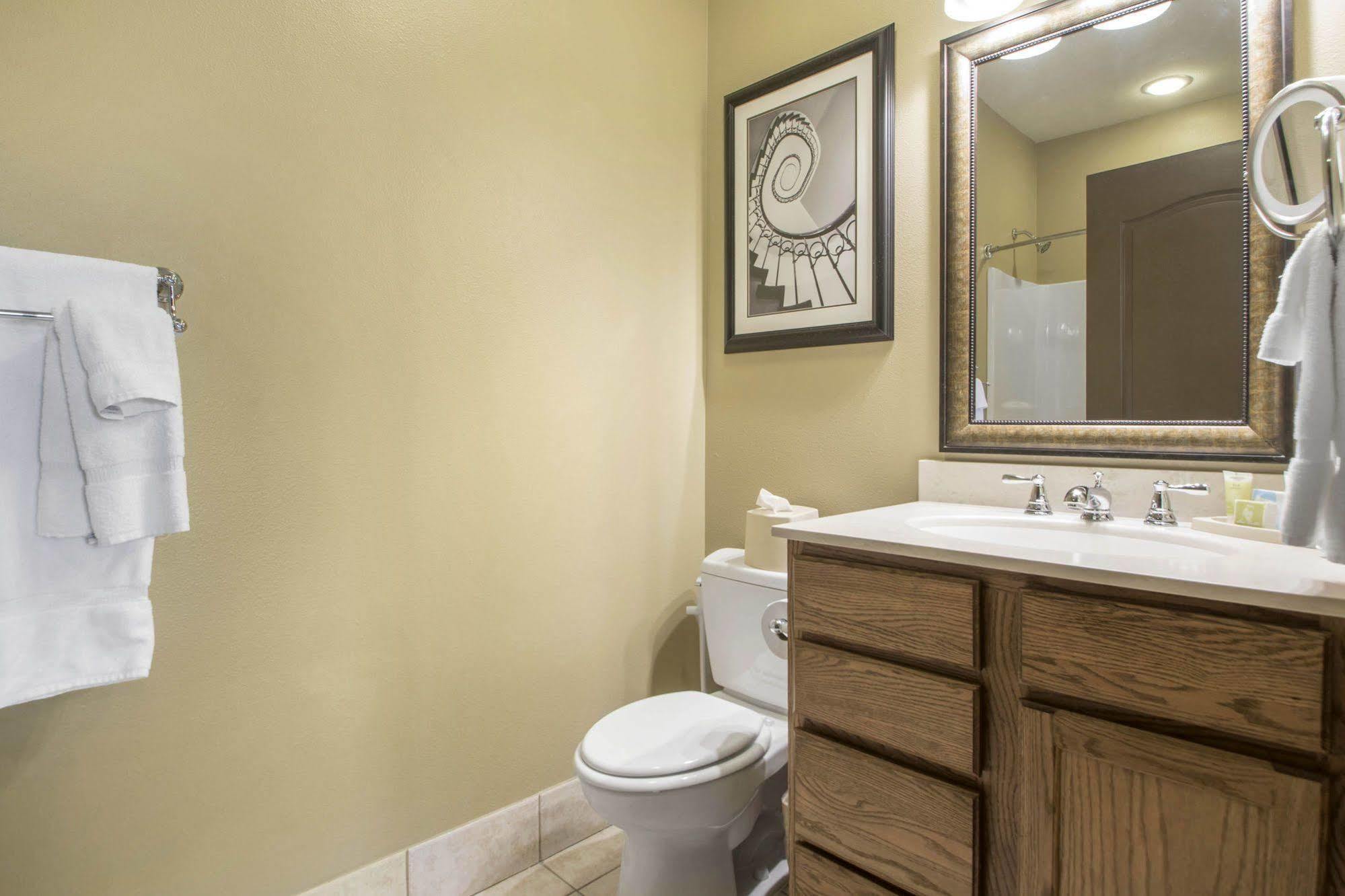 Bluegreen Vacations Odyssey Dells 3*